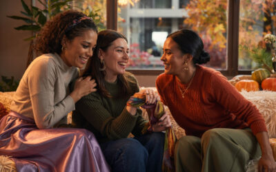 Cozy & Stylish Outfit Ideas for Thanksgiving and Friendsgiving Gatherings